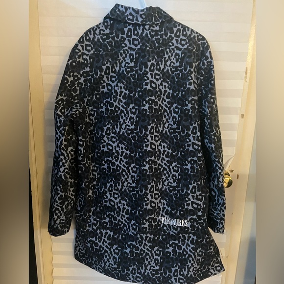 Pleasures Grave cheetah trench coat. Brand new. - Picture 5 of 6